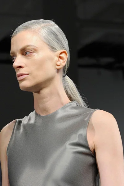 Look 23
